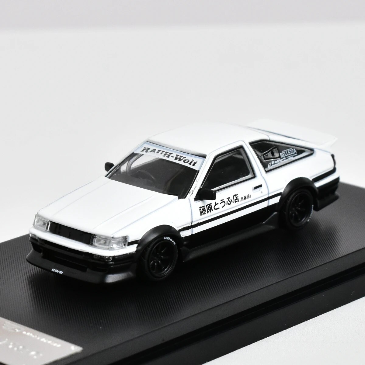SW 1:64 Wide Body RWB AE86 aut - Model Kit Escaflowne recensie en prijs